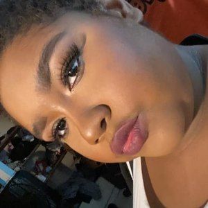 Meet your Posher, Rae